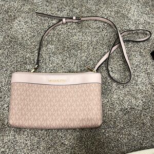 Michael Kors crossbody with removable strap